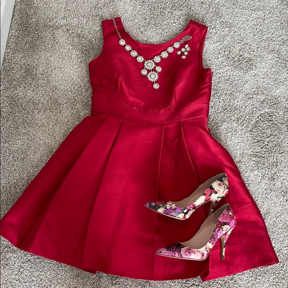 Stunning Red Kate Spade cocktail dress